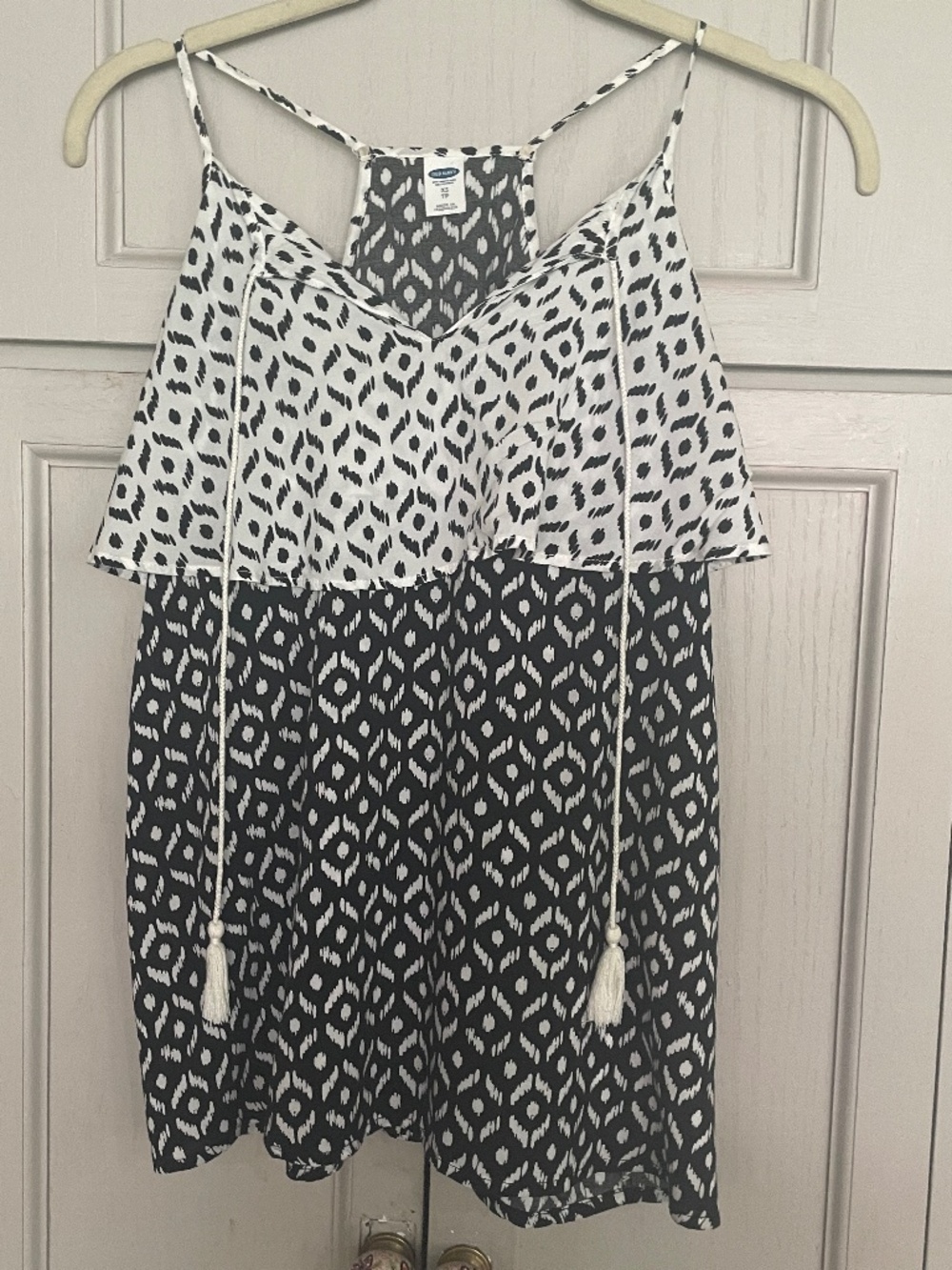 Summer black and white string top - size s
